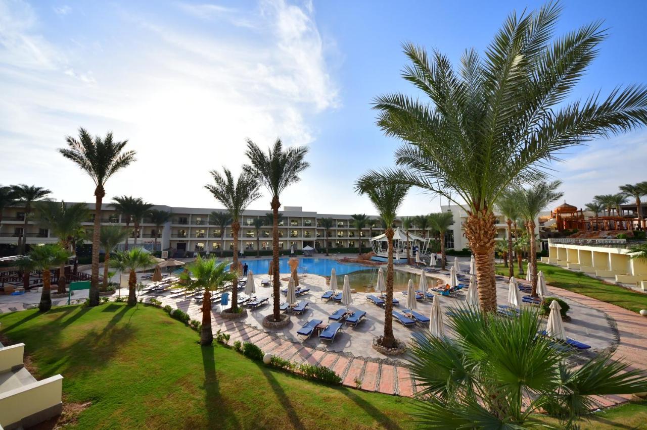 Xperience Kiroseiz Aquapark Premier-Naama Bay Hotel Sarm es-Sejk Kültér fotó Hilton Hurghada Resort