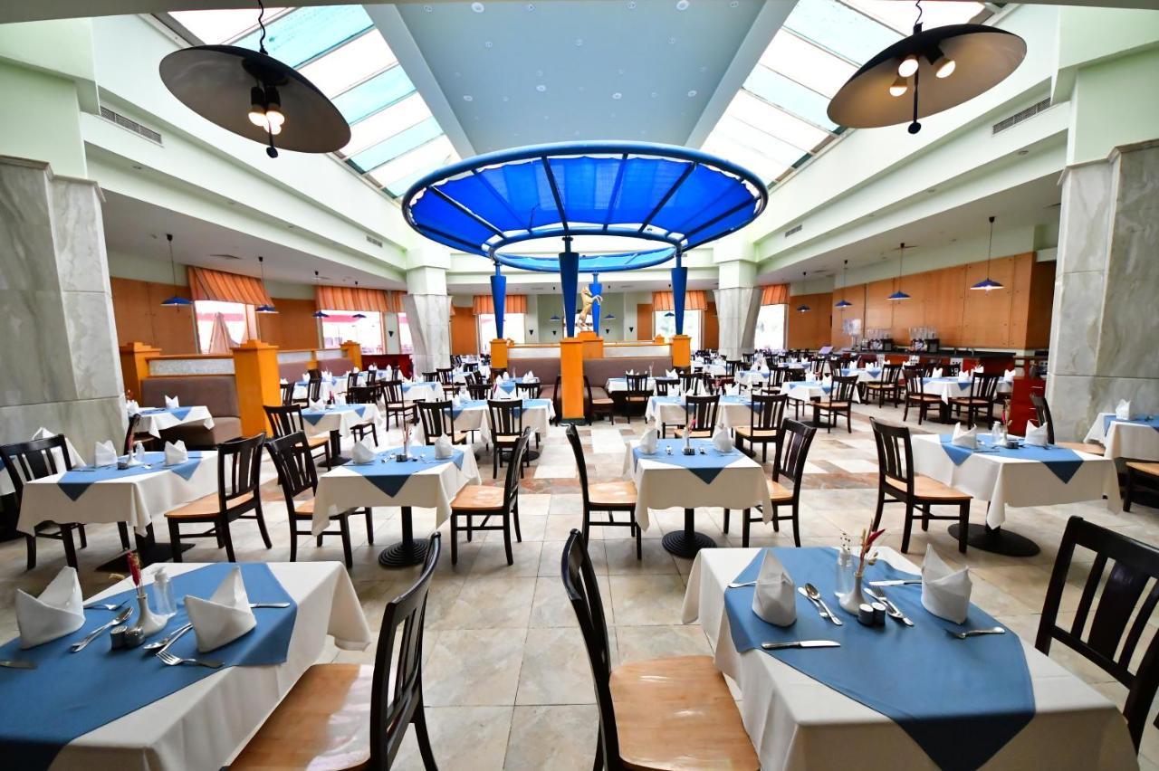Xperience Kiroseiz Aquapark Premier-Naama Bay Hotel Sarm es-Sejk Kültér fotó The restaurant