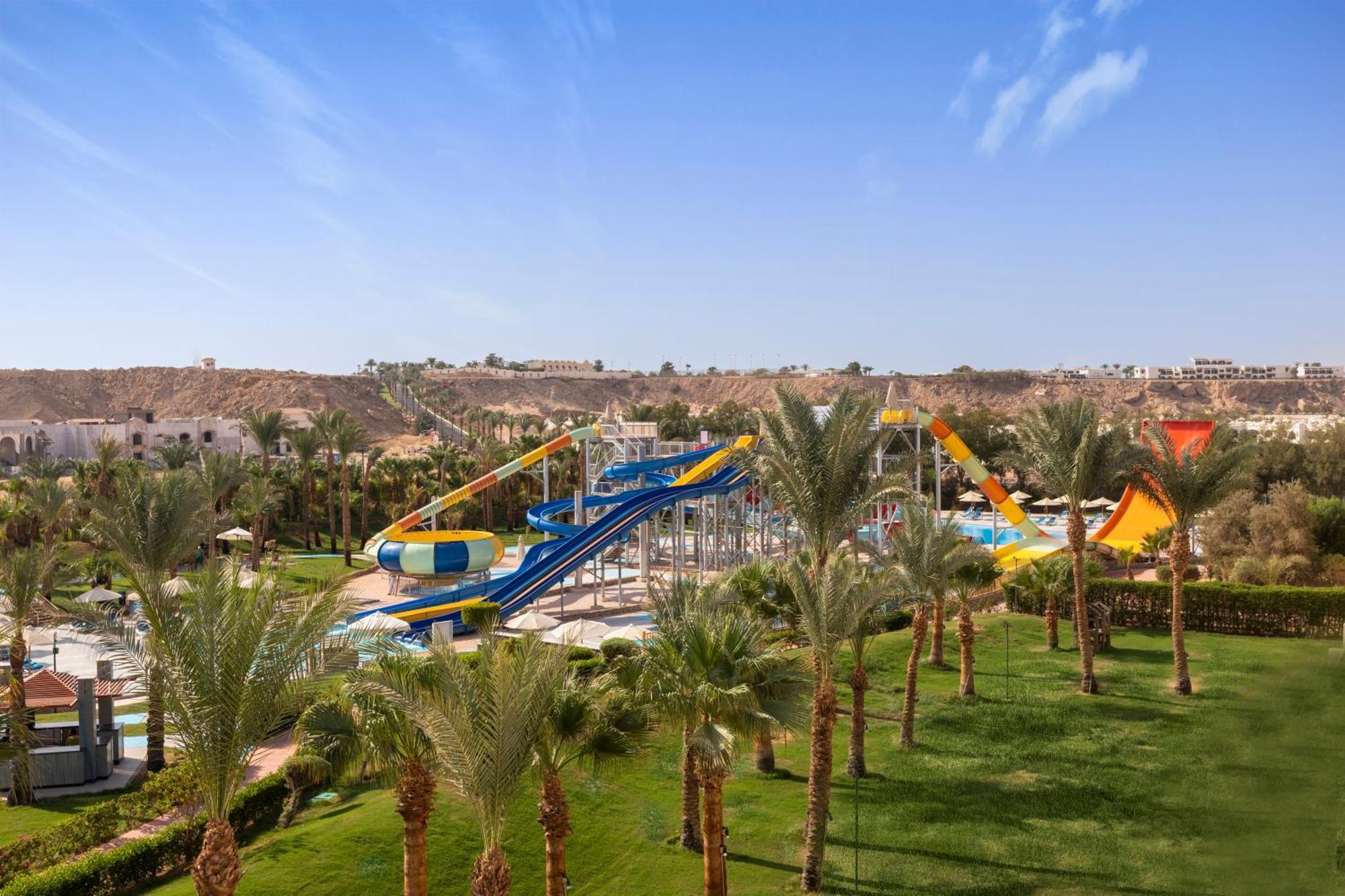 Xperience Kiroseiz Aquapark Premier-Naama Bay Hotel Sarm es-Sejk Kültér fotó Aqua Park at Hilton Sharm El Sheikh Resort